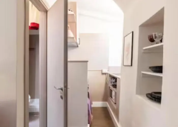 Apartment The Burgundy Nest Campo De' Fiori *